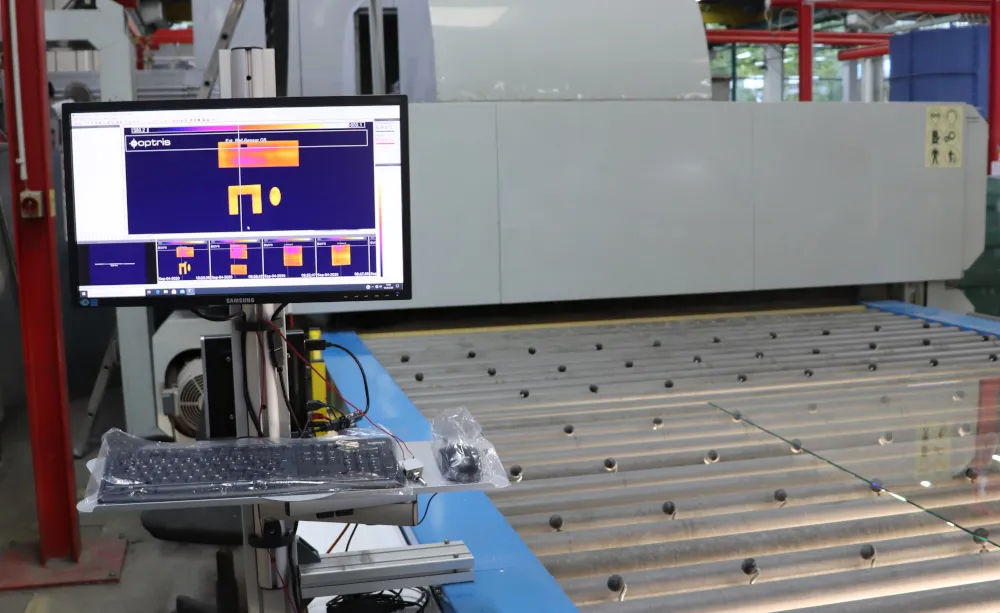 유리를 강화하고 보호하기 위한 열 강화 공정은 정밀한 온도 제어에 의존